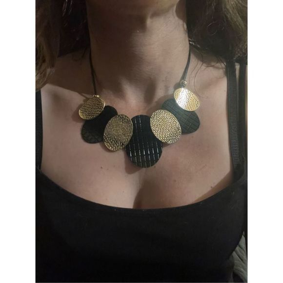 CUTE BLACK AND GOLD BOHI CHOKER NECKLACE - Picture 1 of 8